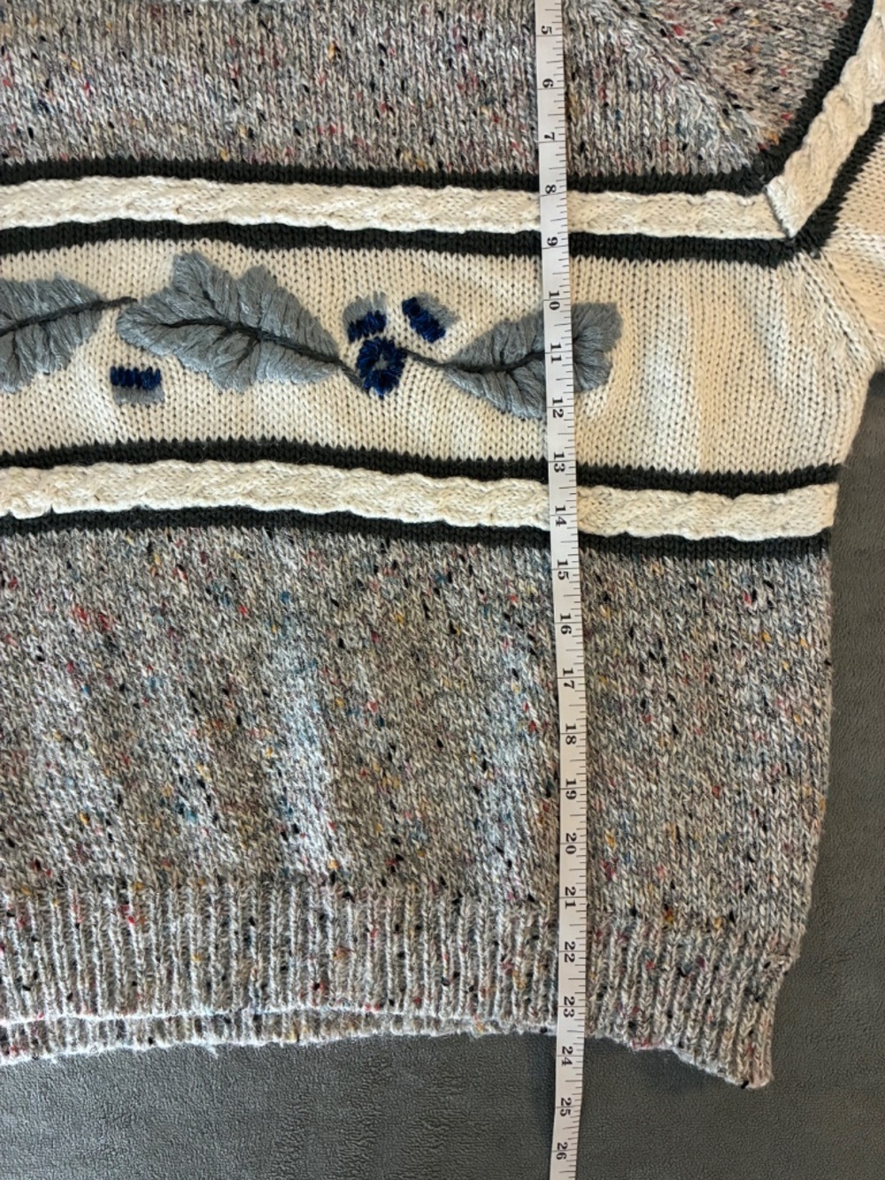 Vintage Wool Blend Men’s Crewneck Sweater Rainbow Metallic Knit Details - Picture 6 of 7